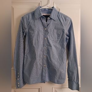 American Eagle tailored button down shirt